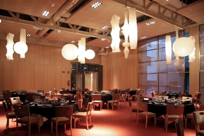 Imagen del bar/restaurante del Hotel Alfonso, Zaragoza. Foto 2