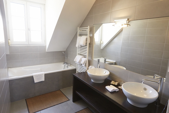 Imagen de la habitación del Hotel Alfred Beaune La Madeleine. Foto 1