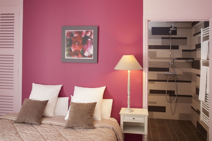 Imagen de la habitación del Hotel Alfred Beaune La Madeleine. Foto 10