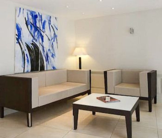 Imagen de los interiores del Hotel Alfred Hotels Toulouse Victor Hugo. Foto 16