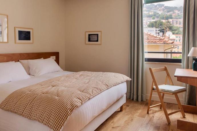 Imagen de la habitación del Hotel Alfred Monaco. Foto 7