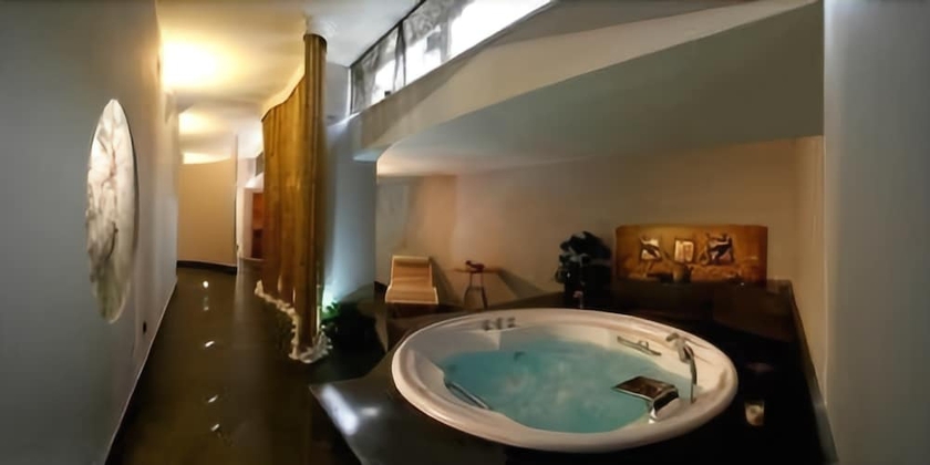 Imagen de la piscina del Hotel Alfredo. Foto 17