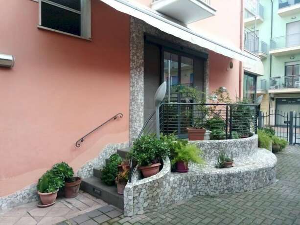 Imagen general del Hotel Alga, Bellaria-Igea Marina. Foto 1