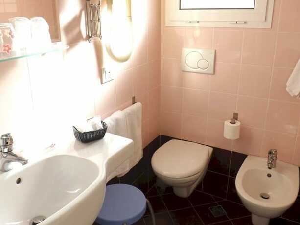 Imagen general del Hotel Alga, Bellaria-Igea Marina. Foto 3