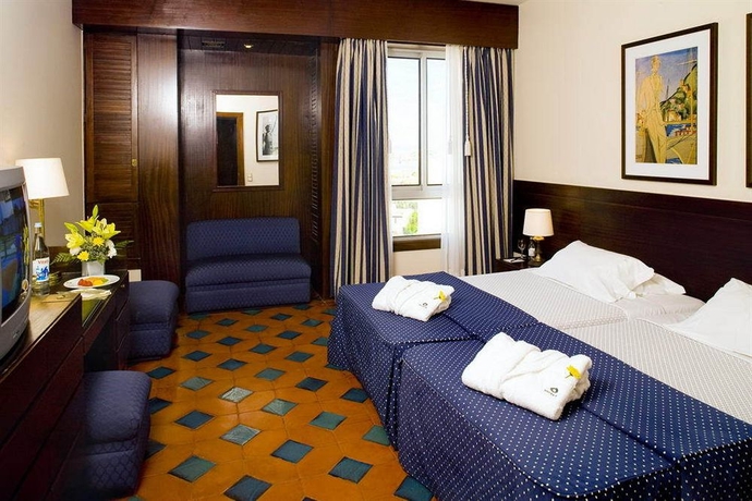 Imagen de la habitación del Hotel Algarve Casino. Foto 11