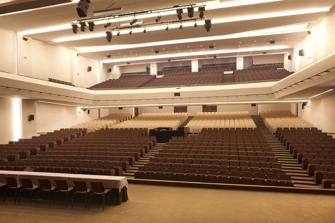 Imagen de los interiores del Hotel Algarve Marriott Salgados Golf Resort and Conference Center. Foto 12