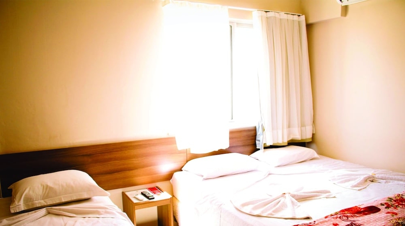 Imagen de la habitación del Hotel Algarve Praia. Foto 11