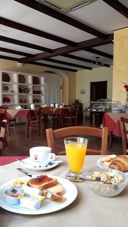 Imagen del bar/restaurante del Hotel Alghero Vacanze. Foto 4