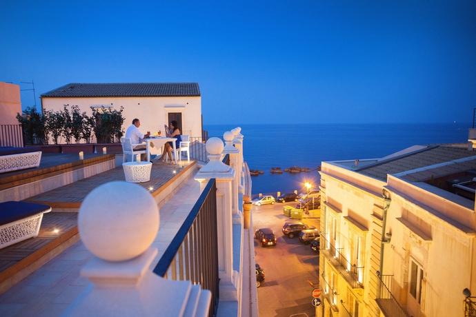 Imagen de los exteriores del Hotel Algila' Ortigia Charme. Foto 11