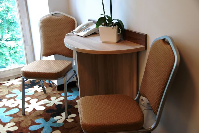 Imagen de la habitación del Hotel Algiro. Foto 9