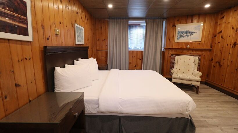 Imagen general del Hotel Algonquin Lakeside Inn. Foto 2