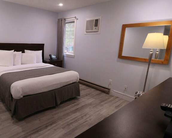 Imagen general del Hotel Algonquin Lakeside Inn. Foto 4