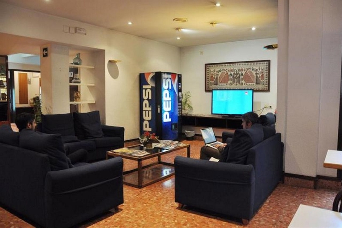 Imagen general del Hotel Alguer Camp Nou. Foto 4