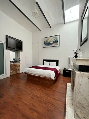 Imagen de la habitación del Hotel Alhaja. Foto 17