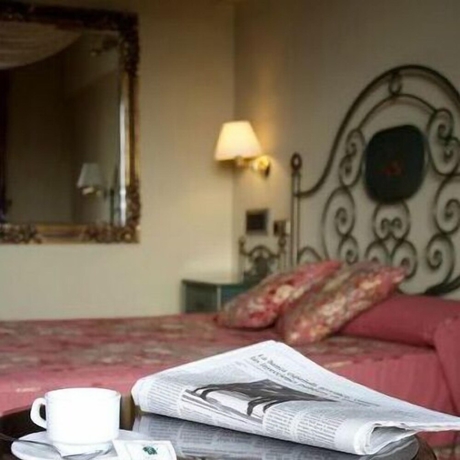 Imagen de la habitación del Hotel Alhama. Foto 13