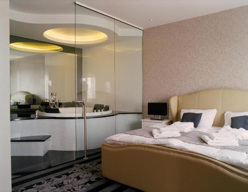 Imagen de la habitación del Hotel Alhar. Foto 5
