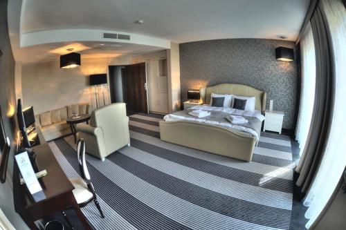 Imagen de la habitación del Hotel Alhar. Foto 9
