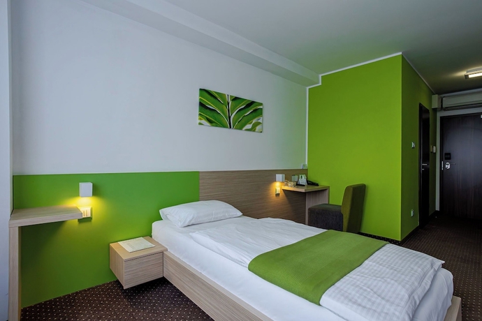 Imagen de la habitación del Hotel Ali Baba, Humenne. Foto 4