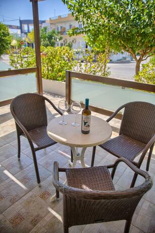 Imagen general del Hotel Alia Apartments and Suites. Foto 20