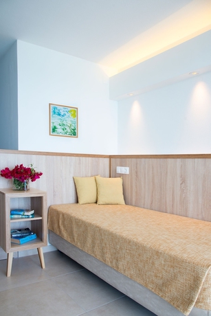 Imagen de la habitación del Hotel Alia Beach. Foto 3