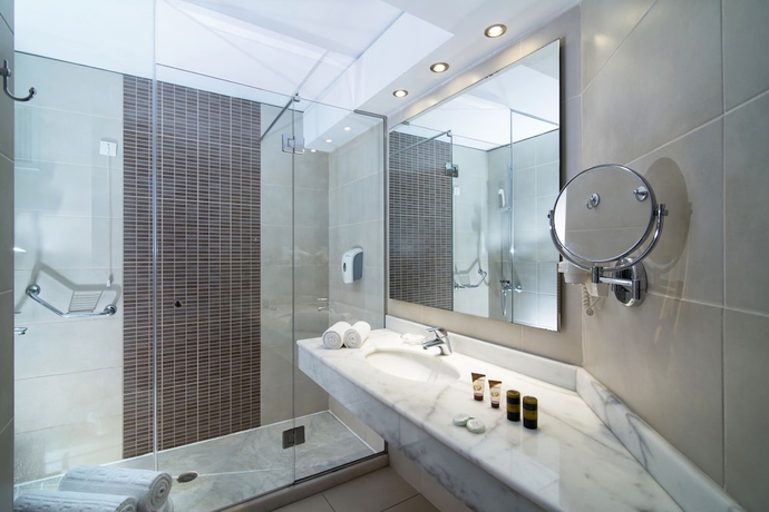 Imagen de la habitación del Hotel Alia Beach. Foto 14