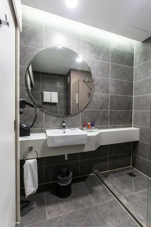 Imagen de la habitación del Hotel Alia Damansara By Subhome. Foto 19