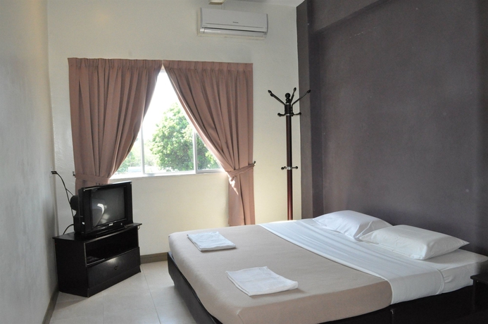 Imagen de la habitación del Hotel Alia Express Ferringhi. Foto 5