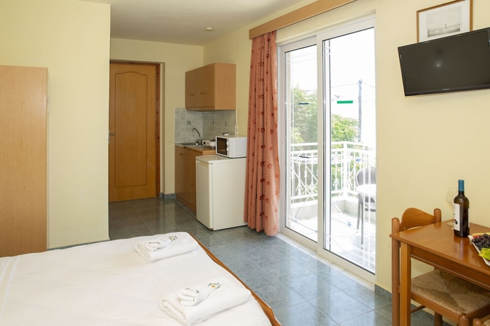 Imagen de la habitación del Hotel Alia Luxury Suites and Spa. Foto 11