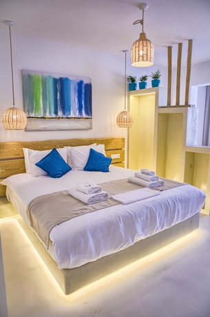 Imagen de la habitación del Hotel Alia Luxury Suites and Spa. Foto 14