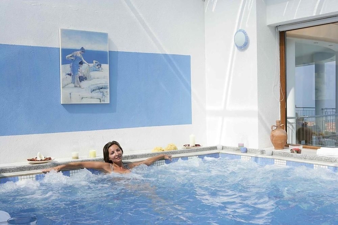 Imagen de la piscina del Hotel Alia Palace - Adults Only. Foto 12