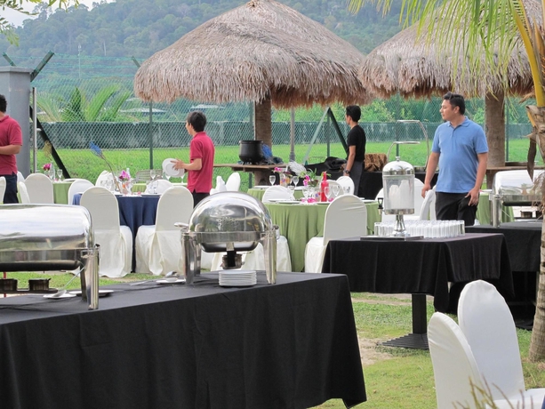 Imagen del bar/restaurante del Hotel Alia Residence. Foto 3