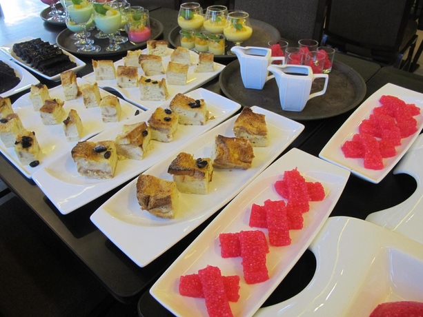 Imagen del bar/restaurante del Hotel Alia Residence. Foto 4