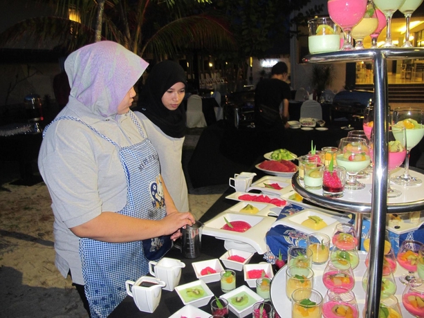 Imagen del bar/restaurante del Hotel Alia Residence. Foto 5