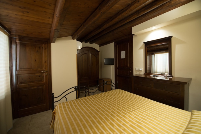 Imagen de la habitación del Hotel Aliai. Foto 10