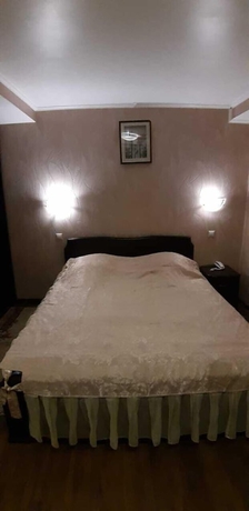 Imagen de la habitación del Hotel Alians. Foto 8