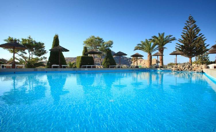 Imagen de la piscina del Hotel Alianthos Beach. Foto 20