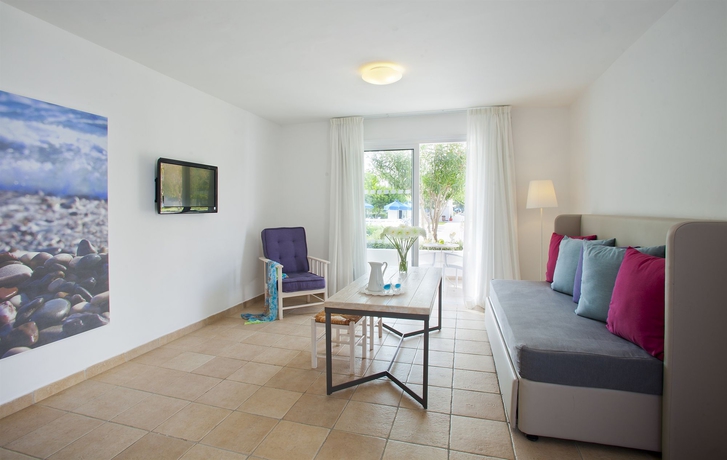 Imagen de los interiores del Hotel Aliathon Aegean. Foto 7