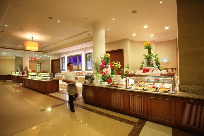 Imagen del bar/restaurante del Hotel Aliathon Aegean. Foto 3