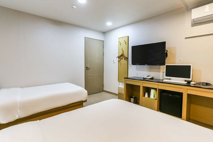 Imagen de la habitación del Hotel Aliba. Foto 2
