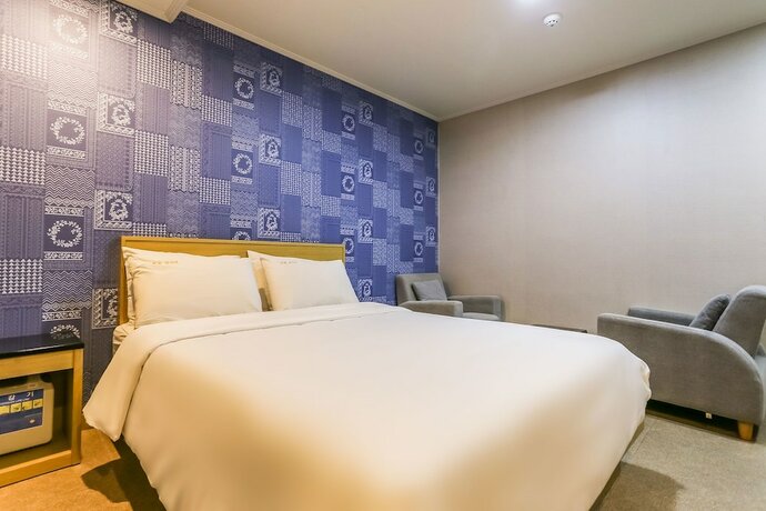 Imagen de la habitación del Hotel Aliba. Foto 3