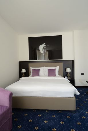 Imagen de la habitación del Hotel Alibi Sabac. Foto 6