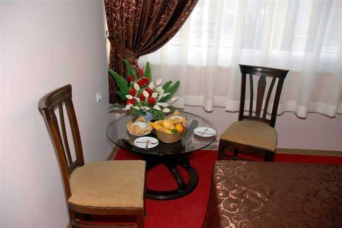 Imagen de la habitación del Hotel Alican. Foto 5