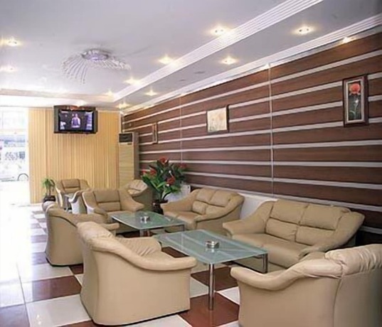 Imagen de los interiores del Hotel Alican. Foto 20