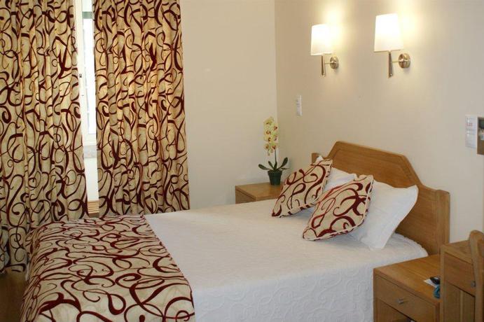 Imagen de la habitación del Hotel Alicante Lisboa. Foto 4