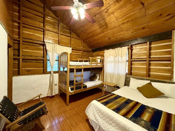 Imagen de la habitación del Hotel Alicante Montana. Foto 8