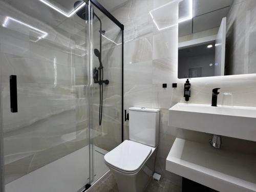 Imagen de la habitación del Hotel Alicante Smart Accommodation. Foto 16