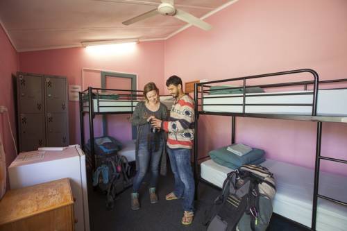 Imagen de la habitación del Hotel Alice Lodge Backpackers. Foto 2