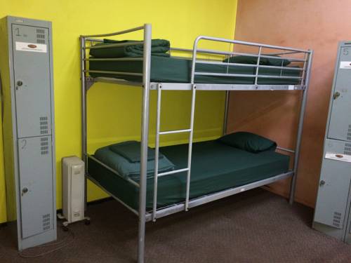 Imagen de la habitación del Hotel Alice Lodge Backpackers. Foto 6