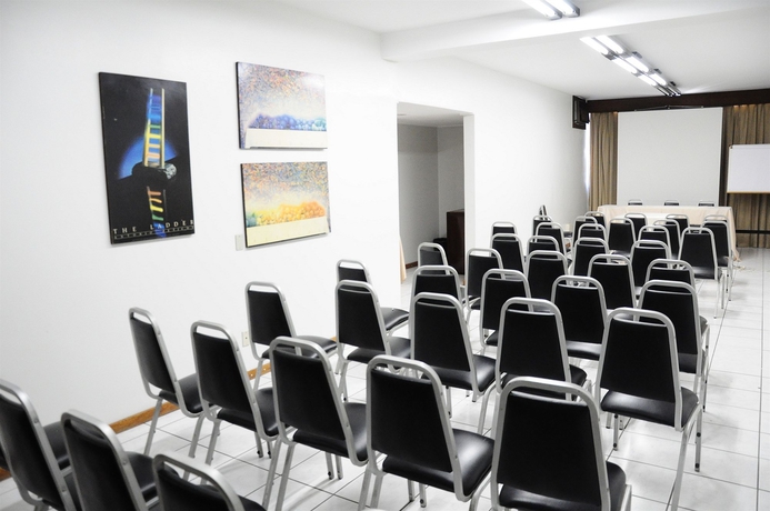 Imagen de los interiores del Hotel Alice Vitoria By Nobile. Foto 12