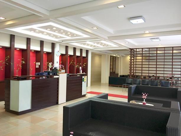 Imagen de los interiores del Hotel Alice in Wonderland Beach Hotel. Foto 5